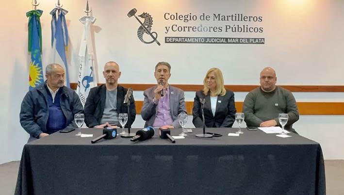 Precios Turismo Temporada Alta: Fijar valores en pesos y aconsejan prudencia en alquileres