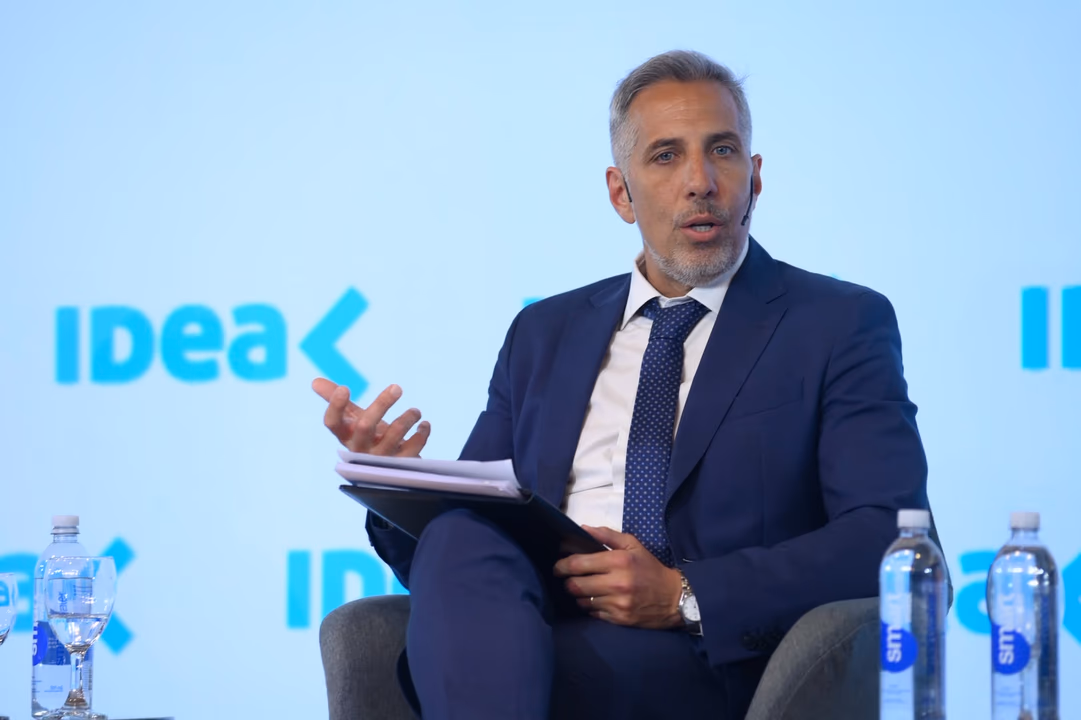 El fiscal Lucciani ovacionado en IDEA: «Las presiones del poder político son muy grandes»