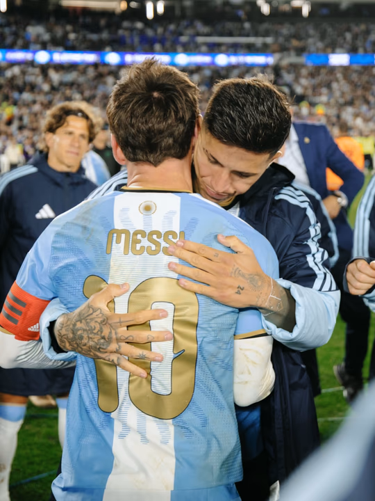 El sentido mensaje de Enzo Fernández hacia Messi y Otamendi: “Va a ser difícil sin ustedes”