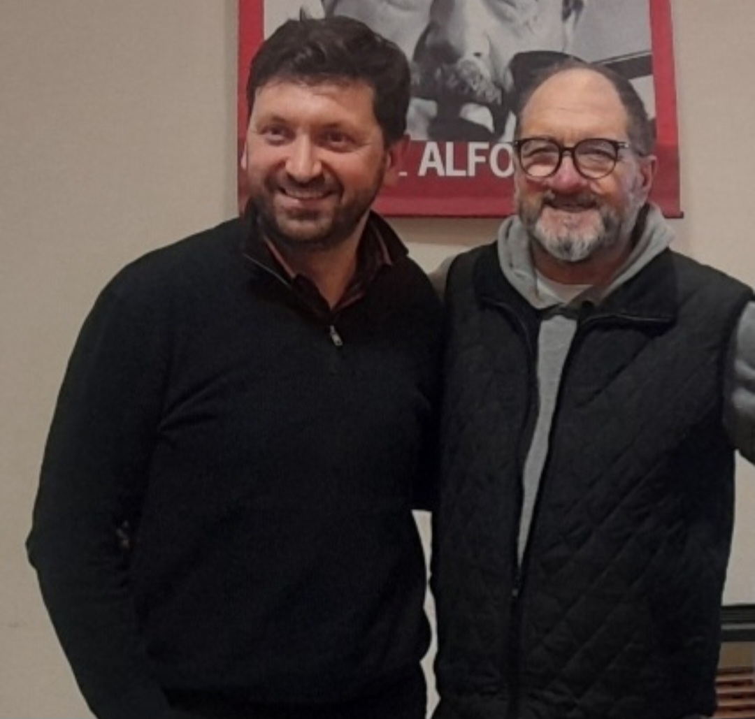 La UCR en oficio mudo: Silencio sonoro que expresa ausencia política