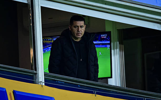 Riquelme en sorpresiva intervención de programa radial