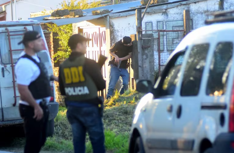 Fueron a detener a un asaltante pero ya estaba encerrado en Batán