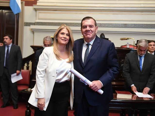 Los libertarios quieren que Montenegro renuncie a la banca para volver a Mar del Plata y el senado está al rojo vivo