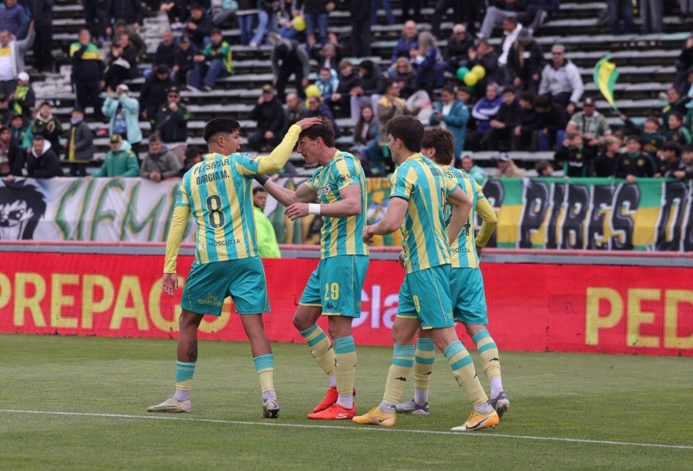 Aldosivi ganó y sigue vivo: Contra River en el Mundialista puede sellar su suerte en la máxima categoría